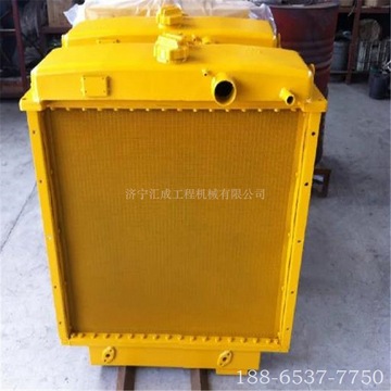 山推TY220原廠工程機(jī)械水箱 性能與可靠性的保障